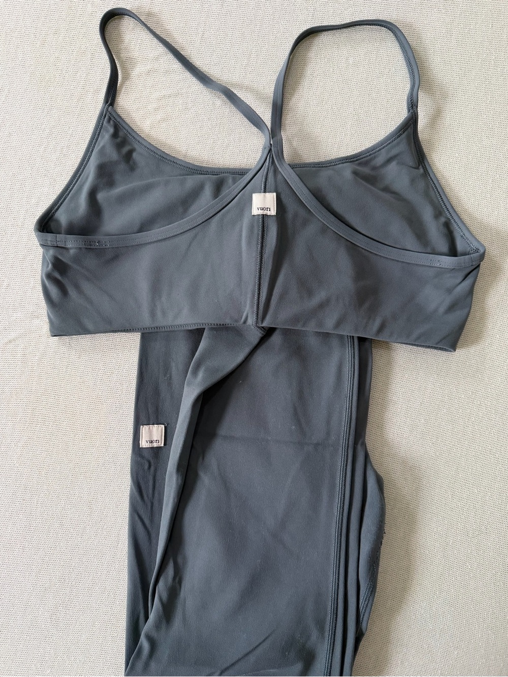 VUORI ALLTHEFEELS Vintage Pistachio Seamless Bralette and Legging Set